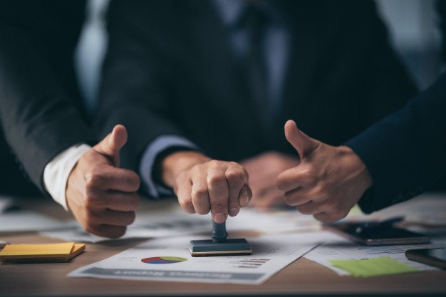 Pourquoi le notaire est essentiel en immobilier