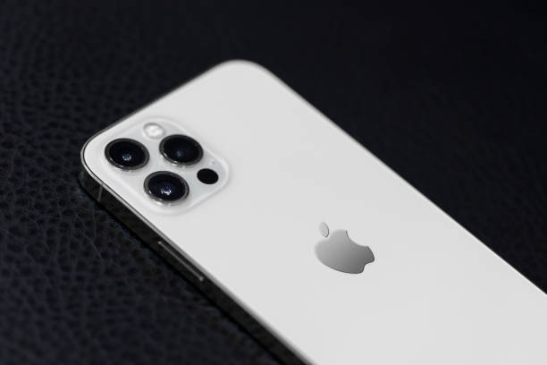 Quels sont les avantages de l’iPhone comparant à un smartphone ?