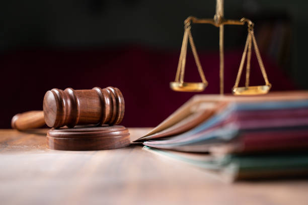 Quelles sont les raisons pour ne pas se défendre seules en cours ?