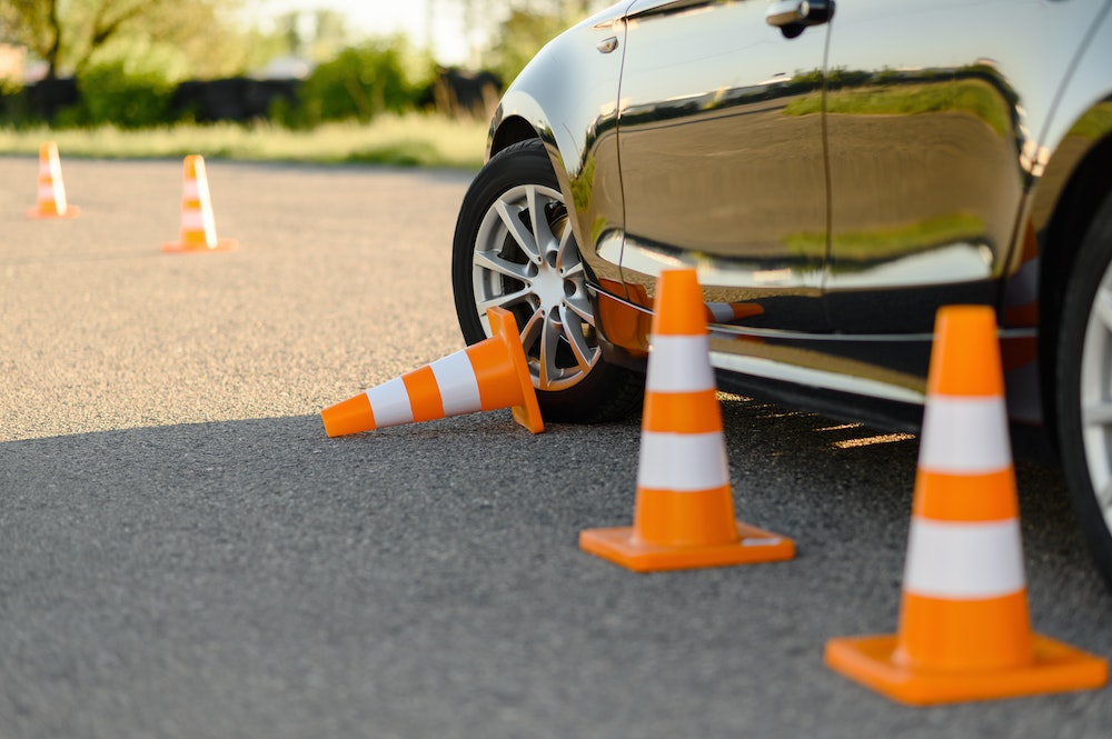 Comment attirer et fidéliser les élèves dans une auto-école en ligne : stratégies marketing gagnantes