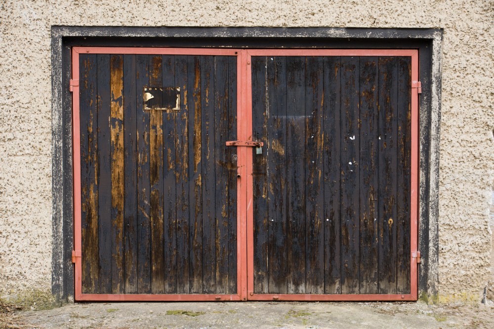Automatismes pour portes de garage : ce qu’il faut savoir